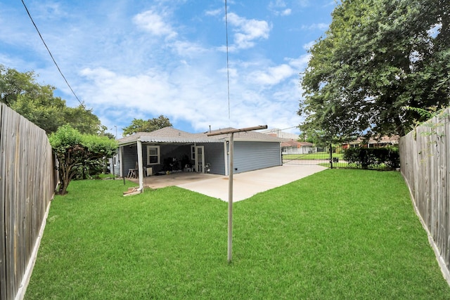 3603 Idaho St, Houston, TX 77021 - fenced backyard with a patio