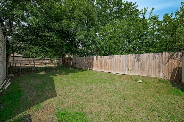 6741 Goforth St, Houston, TX 77021 - view of fenced backyard