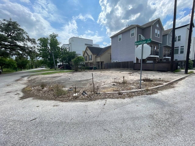 2224 Stuart St, Houston, TX 77002 - photo 5