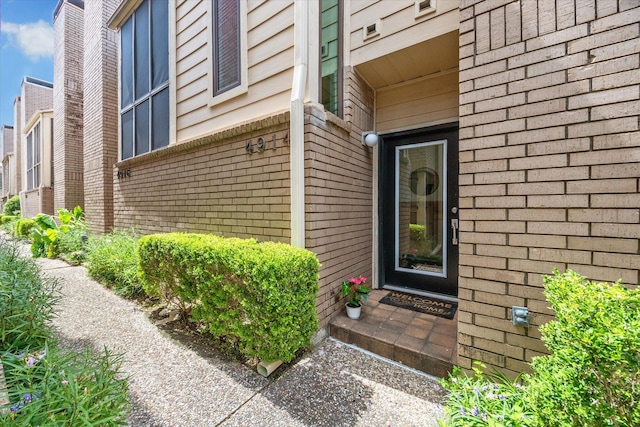 4914 Feagan St, Houston, TX 77007 - property entrance with brick siding
