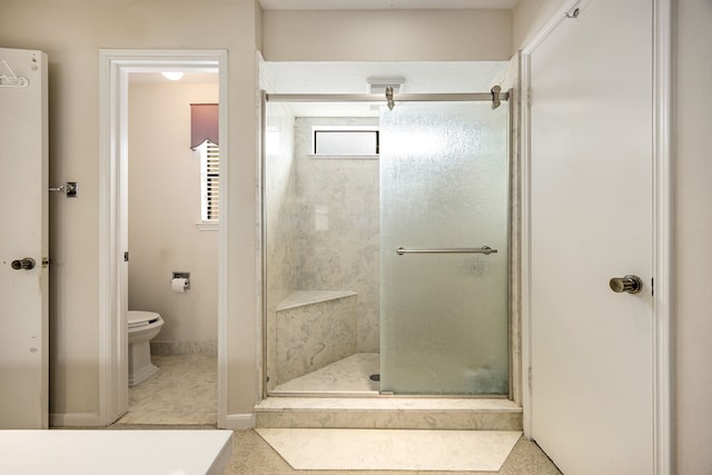 8020 Oakwood Forest Dr, Houston, TX 77040 - full bathroom featuring a shower stall and toilet