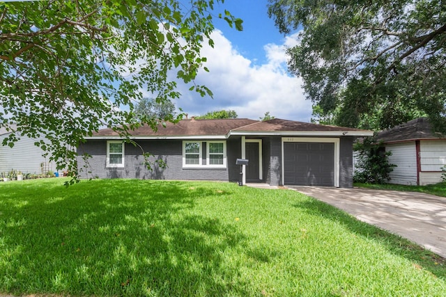 802 Mobile Dr, Pasadena, TX 77506 - photo 1