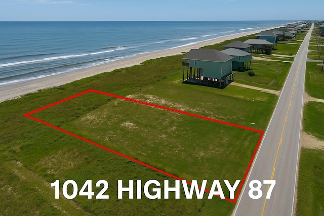 1042 Hwy 87, Gilchrist, TX 77617 - photo 1