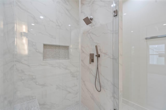 4505 Phlox St, Houston, TX 77051 - bathroom with a marble finish shower