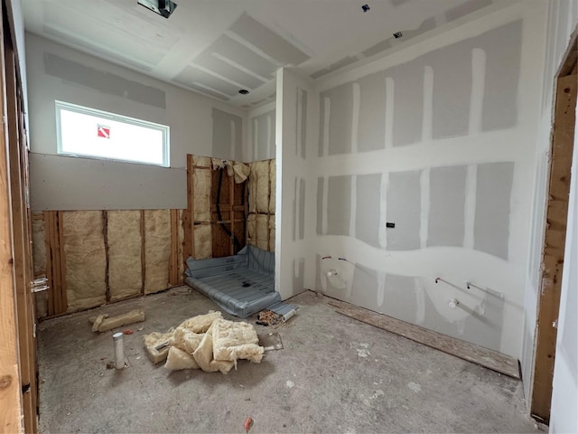5107 Ave J, Houston, TX 77011 - view of bathroom