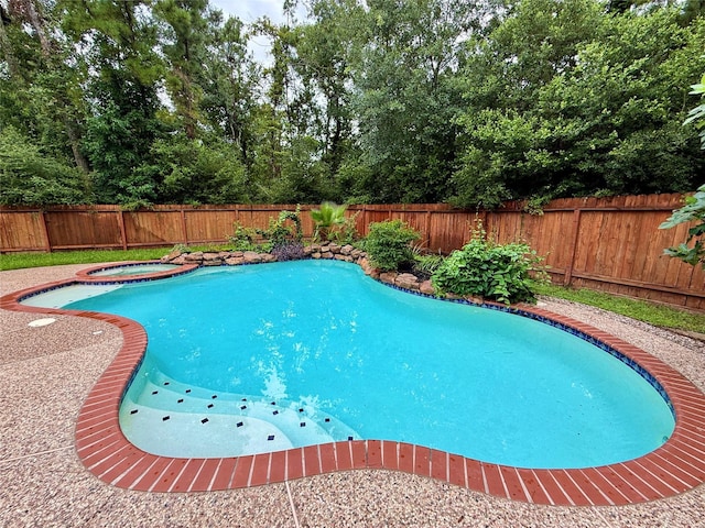 19 Pebble Hollow Ct, The Woodlands, TX 77381