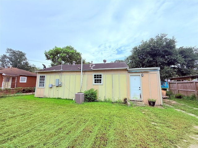 911 Parkway St, Baytown, TX 77520 - photo 15