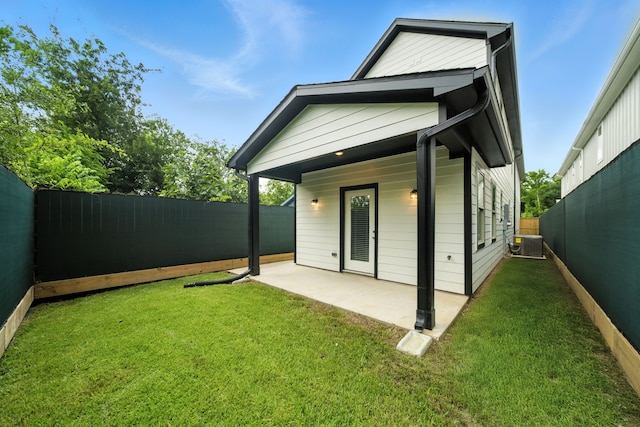337 Todd St, Tomball, TX 77375 - rear view of house featuring a fenced backyard and a patio
