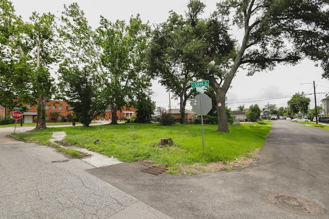 7819 N Main St, Houston, TX 77022