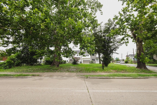 7819 N Main St, Houston, TX 77022