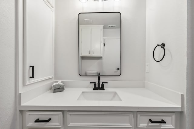 506 Fox Briar Ln, Sugar Land, TX 77478 - bathroom featuring vanity