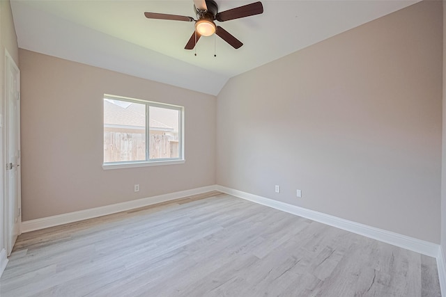 6507 Pinewood Trace Ln, Houston, TX 77041 - empty room featuring light wood finished floors, lofted ceiling, and a ceiling fan