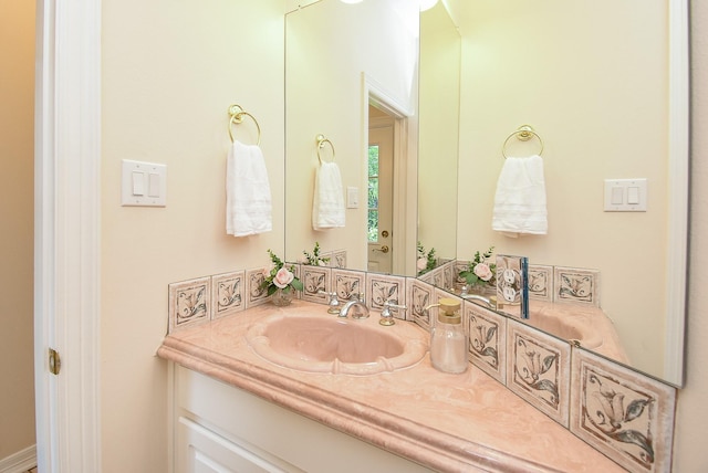 3003 Bernadette Ln, Houston, TX 77043 - bathroom with vanity