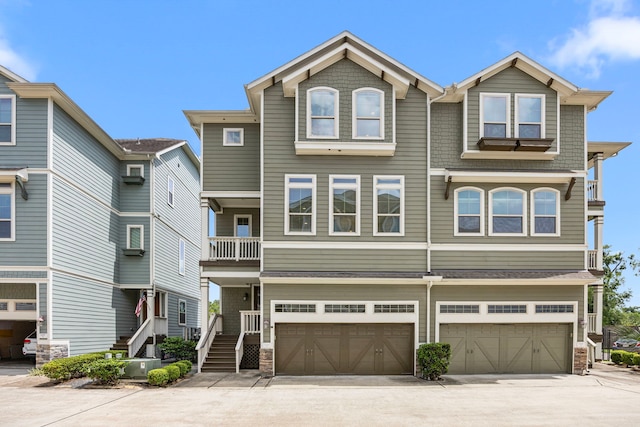 1161 Beasley Hills Ln, Houston, TX 77008 - townhome / multi-family property with an attached garage and concrete driveway
