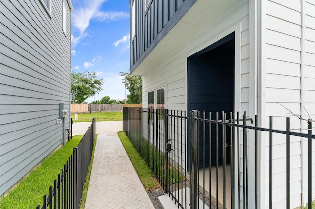 8302 Springwood Canyon Ln, Houston, TX 77055 - view of home's exterior