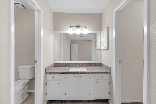 14911 Wunderlich Dr Unit 613, Houston, TX 77069 - bathroom with toilet and vanity