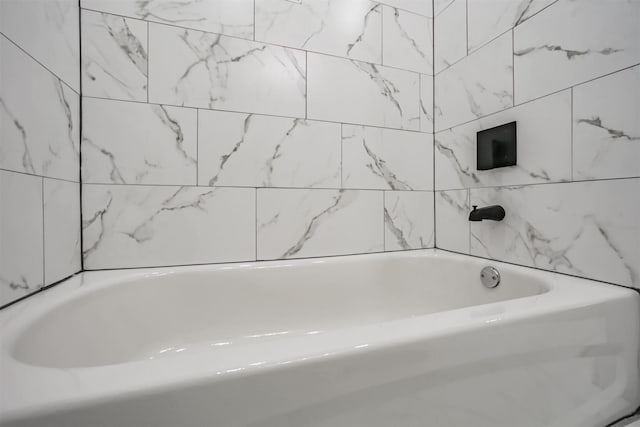 4330 Heite St, Houston, TX 77022 - bathroom with a tub