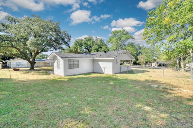 1109 S State St, Madisonville, TX 77864 - photo 2