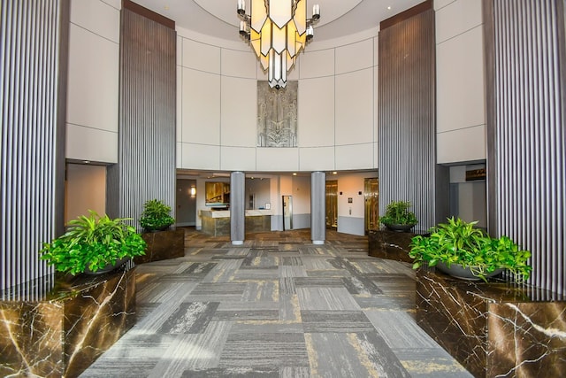 5005 Hidalgo St Unit 210, Houston, TX 77056 - community lobby with a towering ceiling