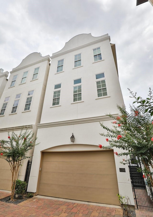 1250 W 23rd St, Houston, TX 77008 - photo 2