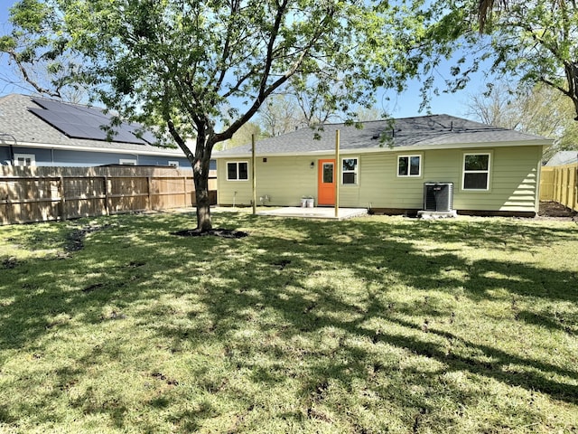 2110 Garvey Dr, Pasadena, TX 77506 - rear view of property featuring a patio and a fenced backyard