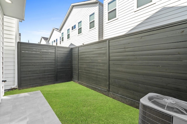 7607 Jacquelyn Gardens Ln, Houston, TX 77055 - photo 37