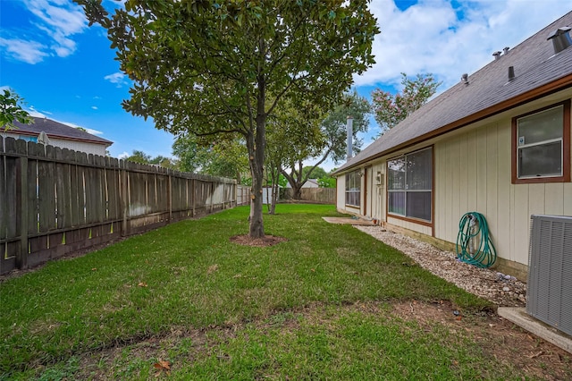 2415 Pebbledowne Cir, Sugar Land, TX 77478 - view of fenced backyard