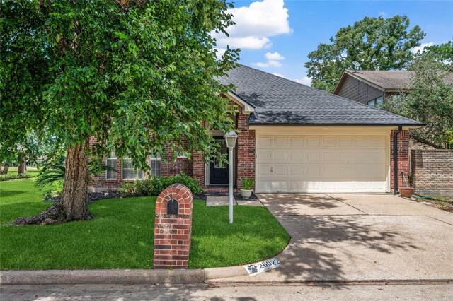 20022 18th Fairway Dr, Humble, TX 77346 - photo 2