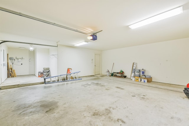 26150 Crown Ranch Blvd, Montgomery, TX 77316 - garage with a garage door opener