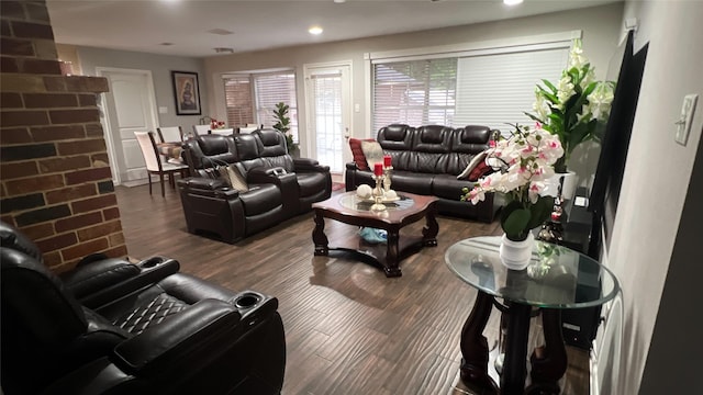 2514 Creekleaf Rd, Houston, TX 77068 - living area featuring dark wood-style floors and recessed lighting