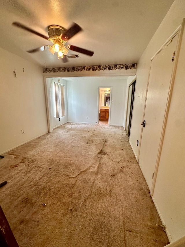 6206 Antha St, Houston, TX 77016 - unfurnished room featuring carpet floors and a ceiling fan