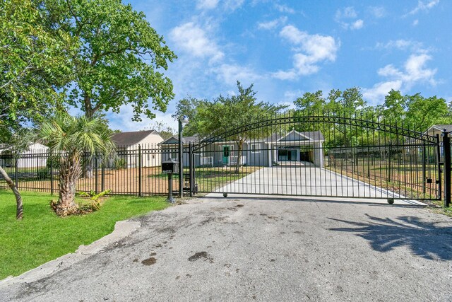 7066 Evans St, Houston, TX 77061 - photo 6