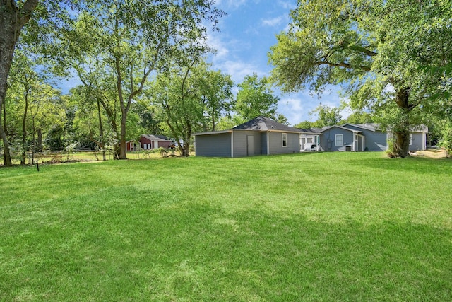 7066 Evans St, Houston, TX 77061 - photo 14
