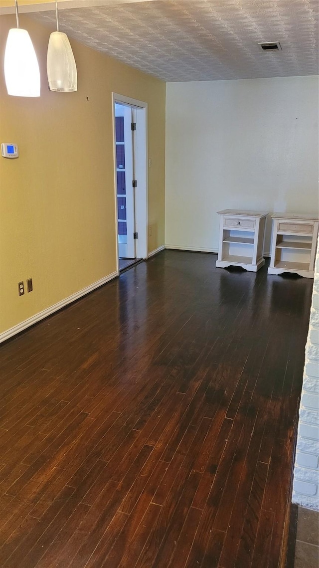 416 Fenn St, Houston, TX 77018 - unfurnished room featuring wood finished floors