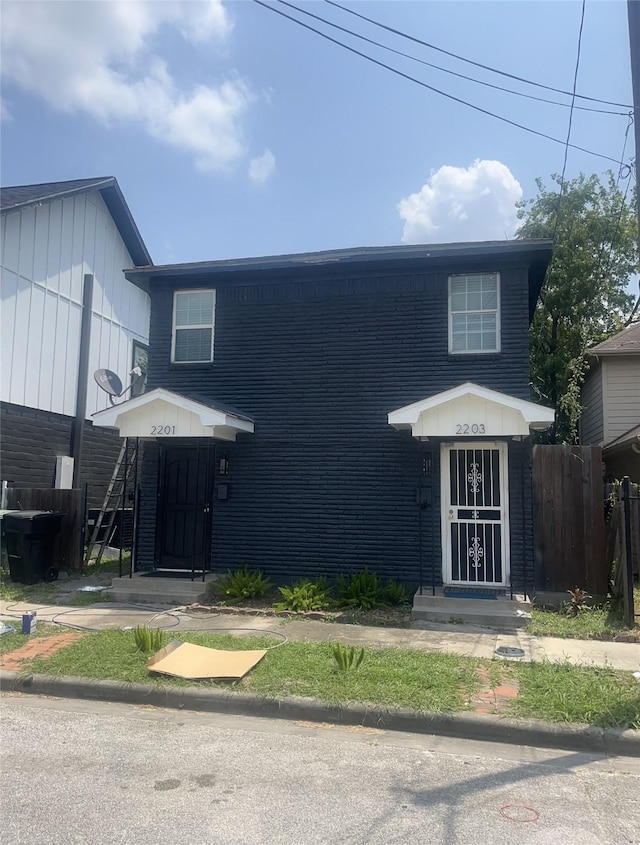 3140 Webster St, Houston, TX 77004 - view of front of home