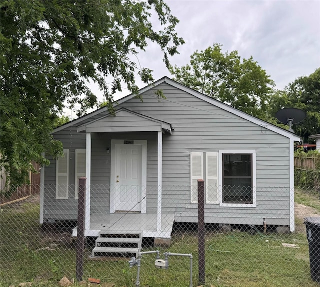 412 Owens St, Houston, TX 77029 - view of front of home