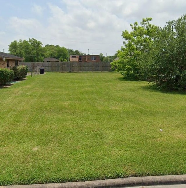 4810 Lingonberry St, Houston, TX 77033