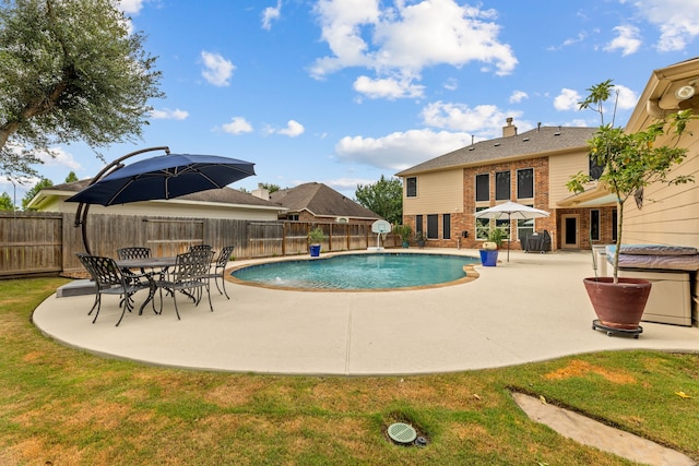 2006 Scarlet Trail Ct, Katy, TX 77494 - view of swimming pool featuring a fenced backyard and a patio area