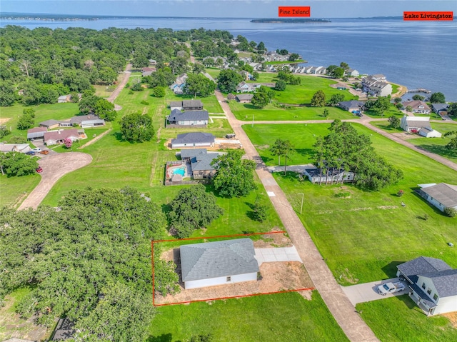 175 Echo Ln, Livingston, TX 77351 - aerial view of residential area with a large body of water and property boundaries highlighted