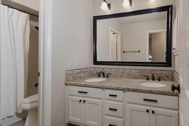 15 Amber Sky Pl, The Woodlands, TX 77381 - bathroom with double vanity and shower / bath combo