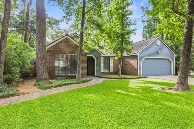 4 N White Pebble Ct, The Woodlands, TX 77380 - photo 2