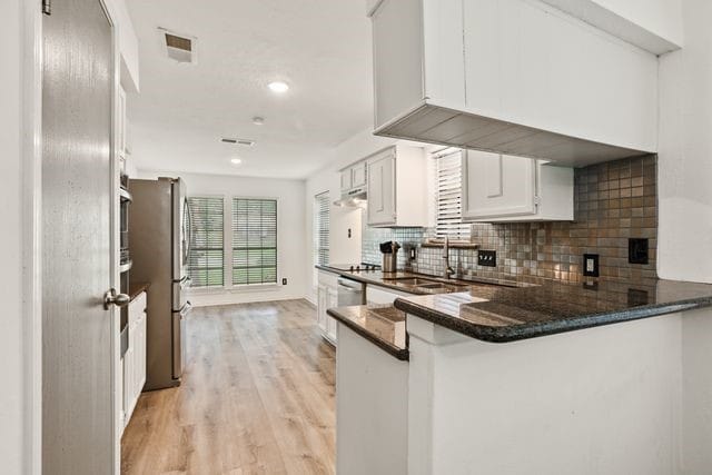 4 N White Pebble Ct, The Woodlands, TX 77380 - photo 10