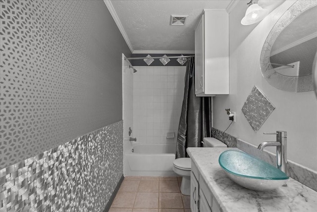 10002 Dawn Brook Dr, Pearland, TX 77584 - full bath with crown molding, shower / tub combo with curtain, vanity, a textured ceiling, and tile patterned flooring