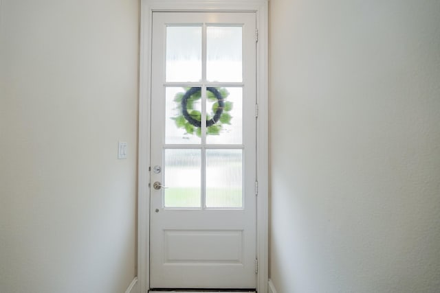 8682 Green Kolbe Ln, Houston, TX 77080 - view of entryway