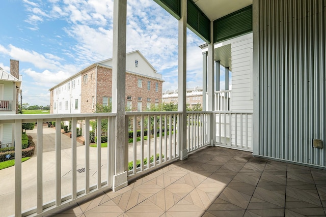 8682 Green Kolbe Ln, Houston, TX 77080 - view of balcony