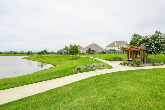 4437 Jessamine Creek Trl, Rosharon, TX 77583 - view of community with a water view and a yard