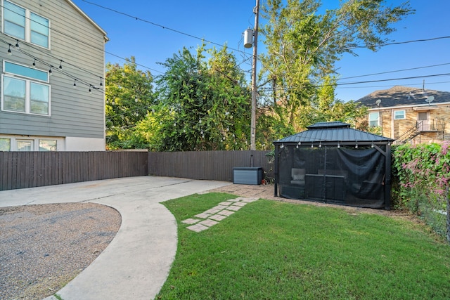 1926 Blodgett St, Houston, TX 77004 - view of yard featuring a gazebo and a patio