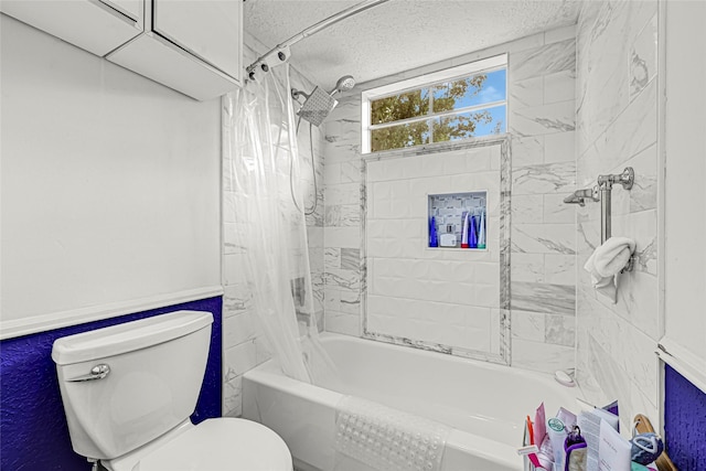 6710 Blue Hills Rd, Houston, TX 77069 - full bathroom with shower / bath combination with curtain and toilet