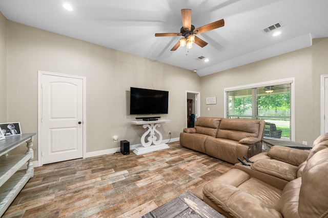 6112 Guyler St, Wallis, TX 77485 - living area with ceiling fan, wood finished floors, and recessed lighting
