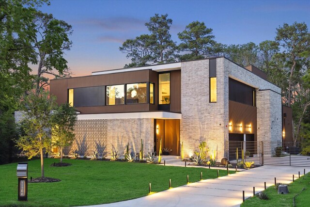 11206 Tyne Ct, Houston, TX 77024 - photo 1